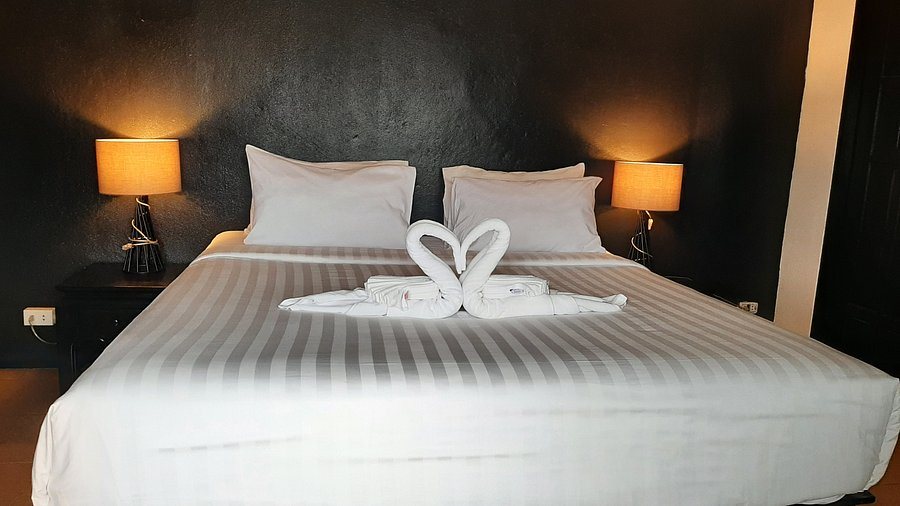 Big Boys Bed Burger Patong Beach — Guest room
