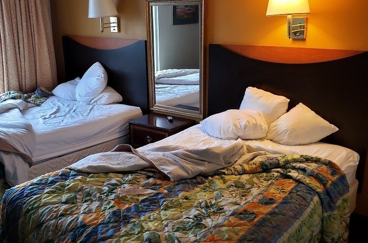 Birmingham South RV Park — Guest room
