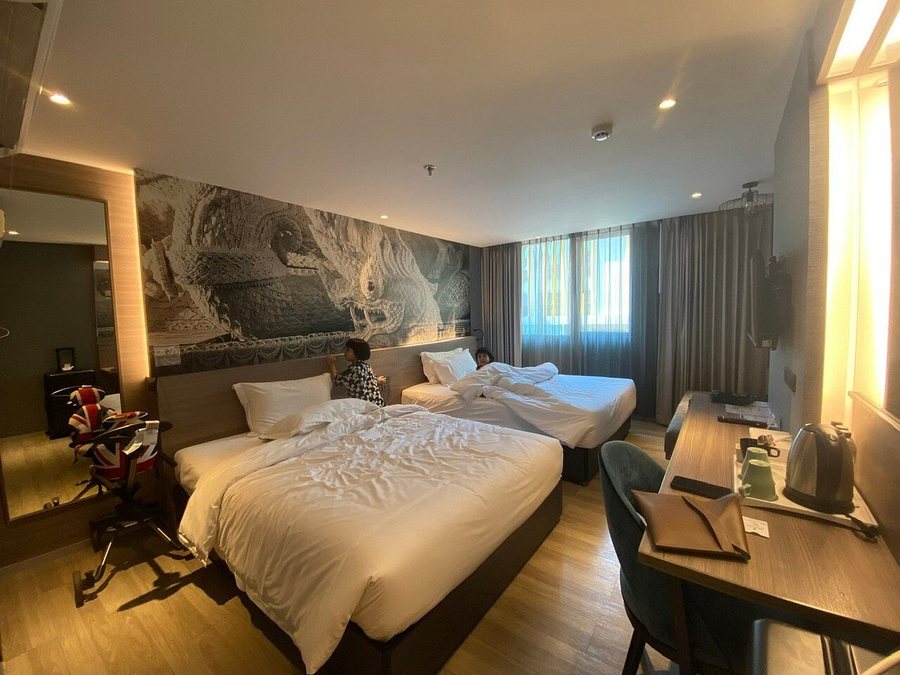 Bizotel Premier — Guest room