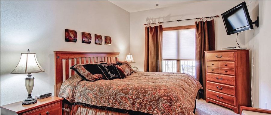 Black Canyon Inn — Guest room