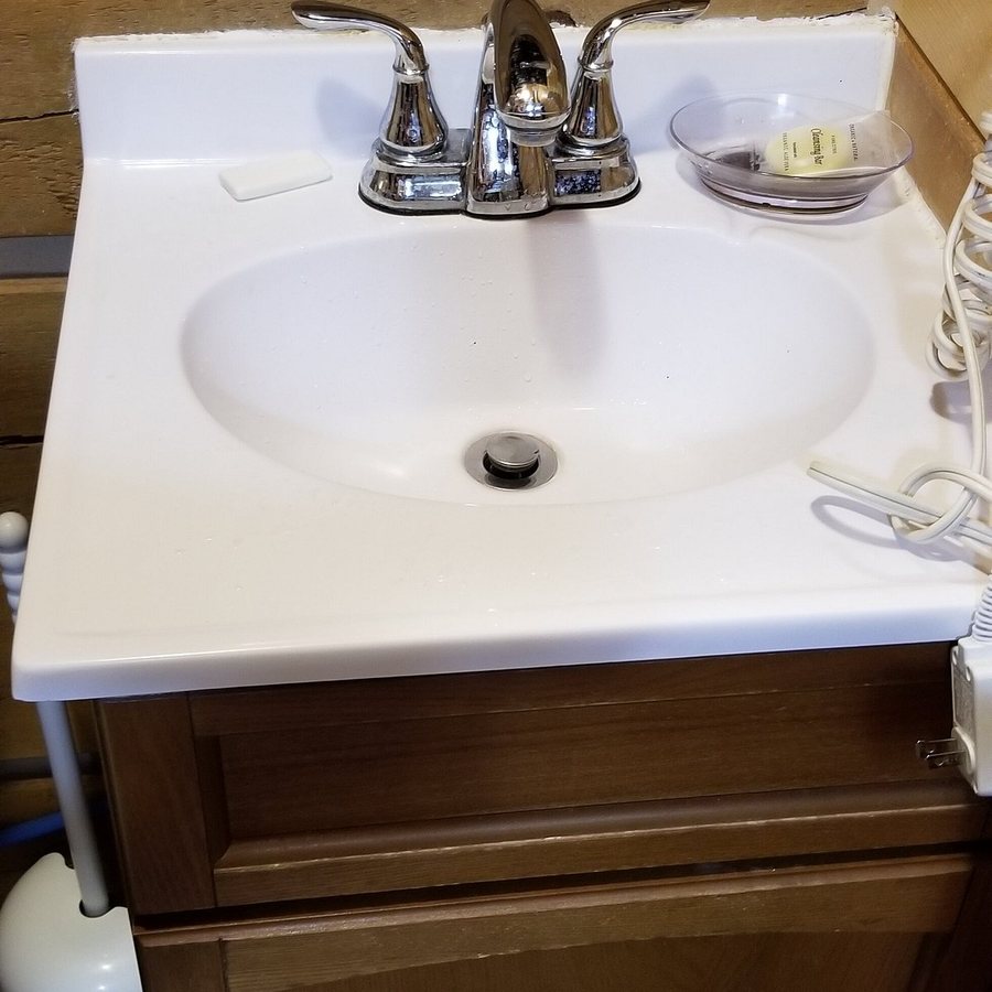 Black Hills Trailside Park Resort — Bathroom