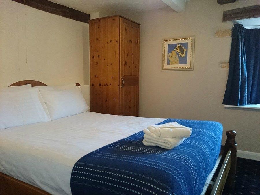 Black Horse Inn — Guest room
