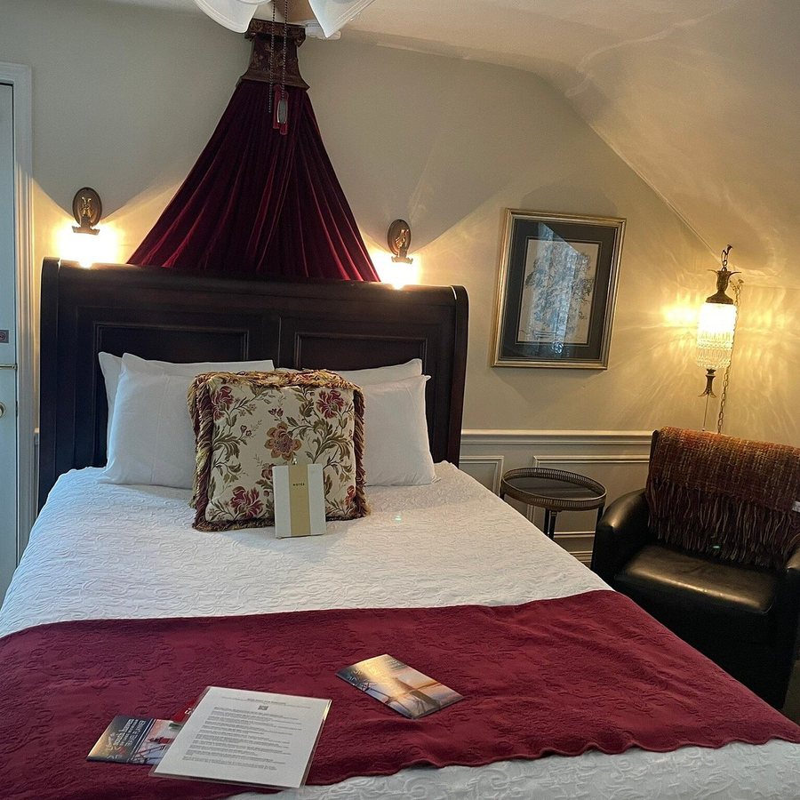 Black River Inn B B — Guest room