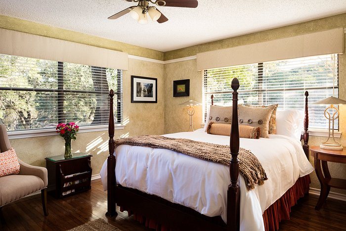 Blair House Inn — Guest room