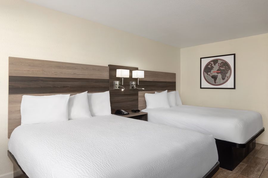 Blake Ranch RV Park Horse Motel — Guest room