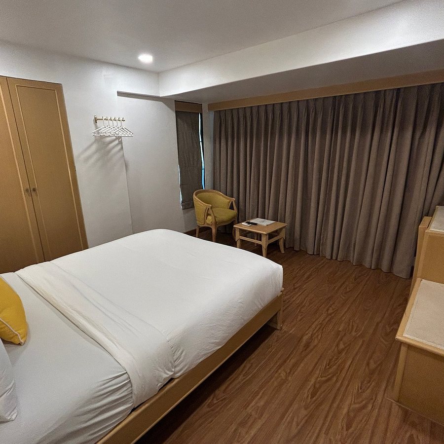 Bloom Boutique Bandra — Guest room