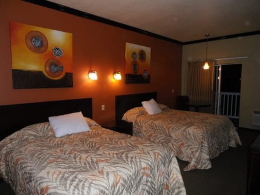 Blue Bay Inn Suites — Guest room