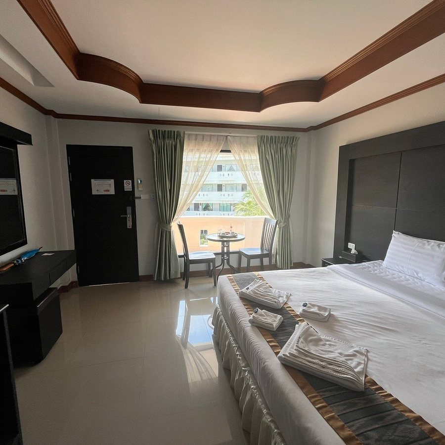 Blue Carina Hotel — Guest room