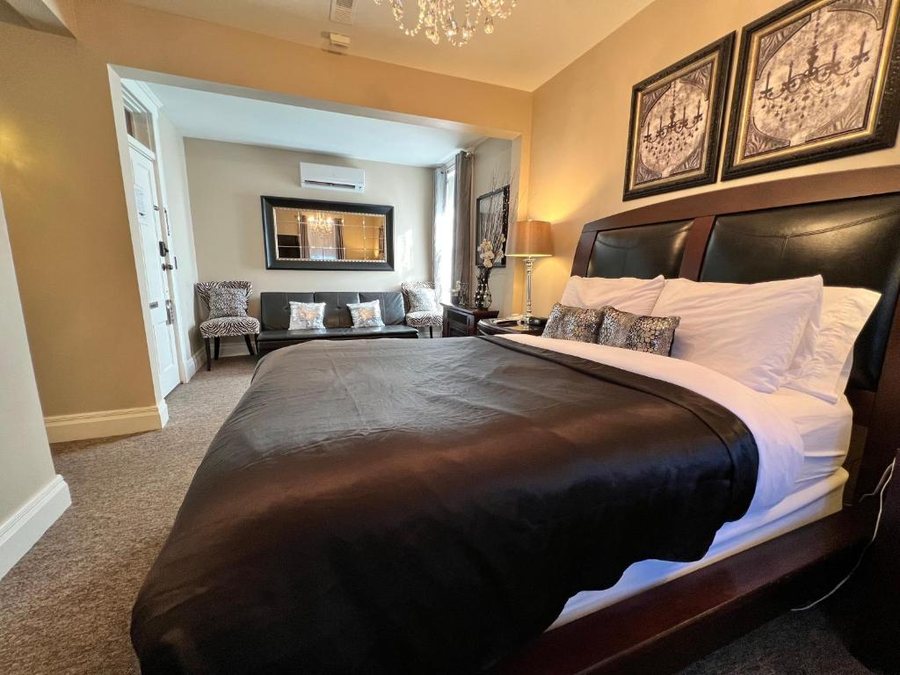 Blue Haven Resort — Guest room
