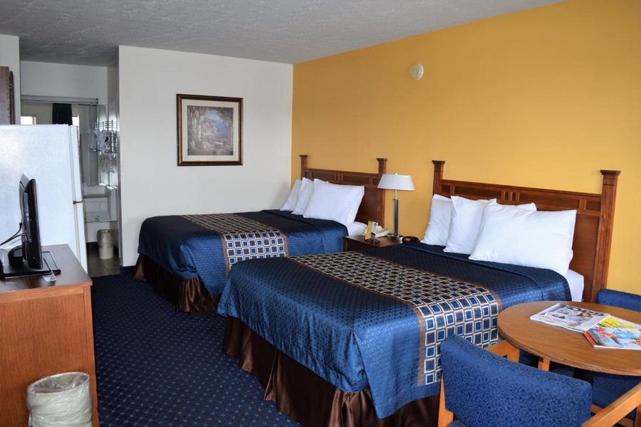 Bluegrass Extended Stay Hotel — Guest room