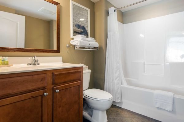 Bluegreen Carolina Grande — Bathroom