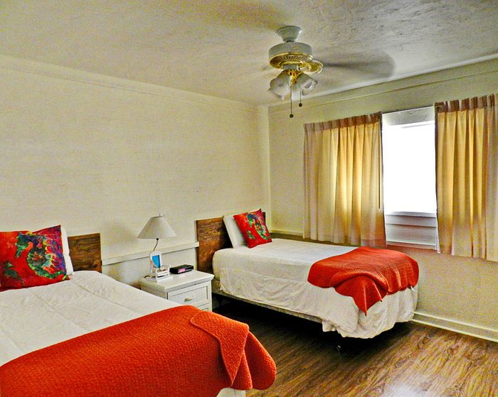 Bluegreen Tropical Sands Resort — Guest room