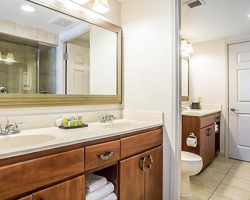 Bluegreen Vacations Club 36 Ascend Resort Collection Las Vegas Nevada — Bathroom