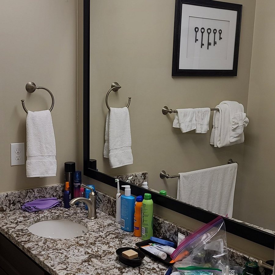 Bluegreen Vacations Patrick Henry Square Ascend Resort Collection — Bathroom