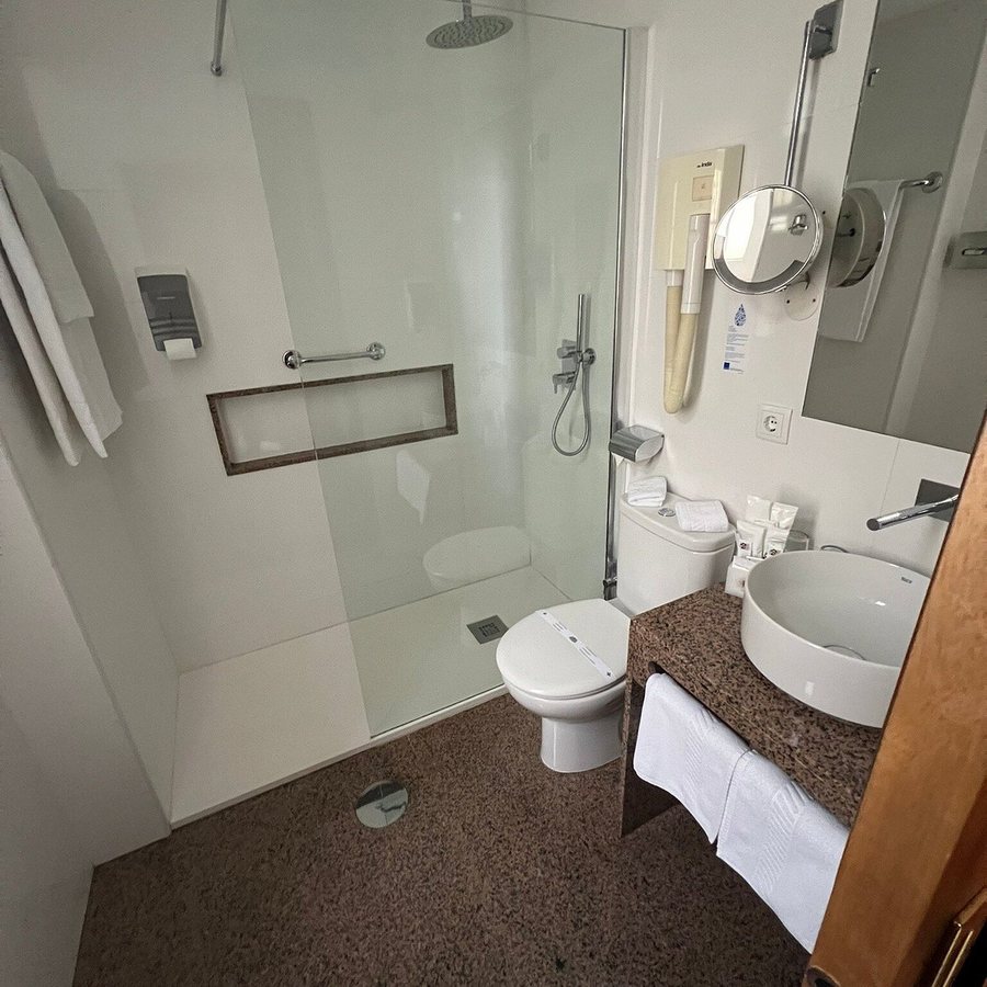 Boavista Guest House — Bathroom
