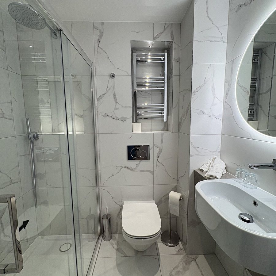 Bob W London Hyde Park — Bathroom