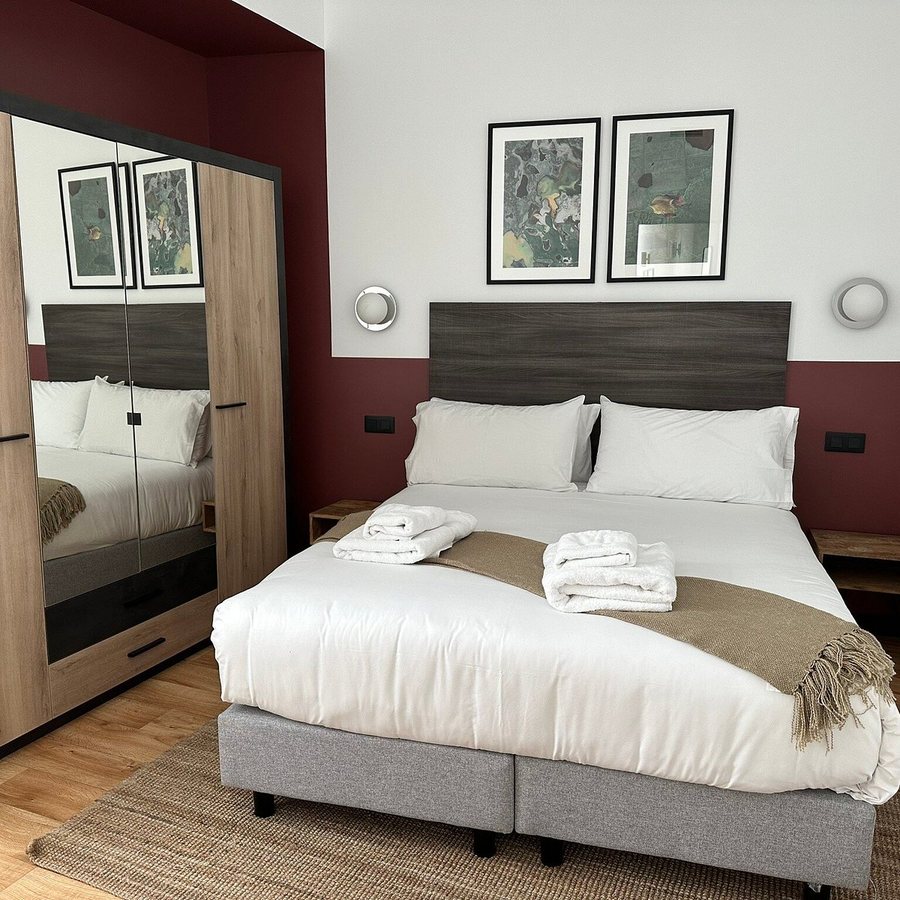 Bob W Madrid Atocha — Guest room