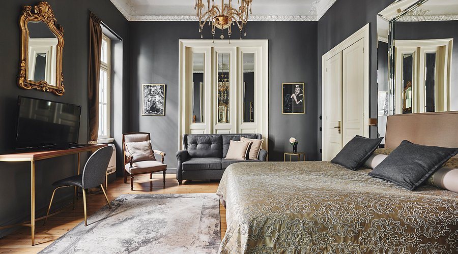 Bohemian Suites — Guest room