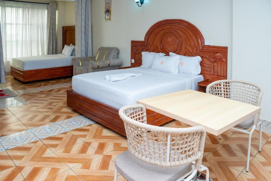 booking_the-mark — Guest room