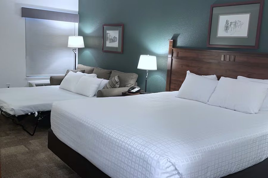 Boothill Inn Suites Billings Montana — Guest room