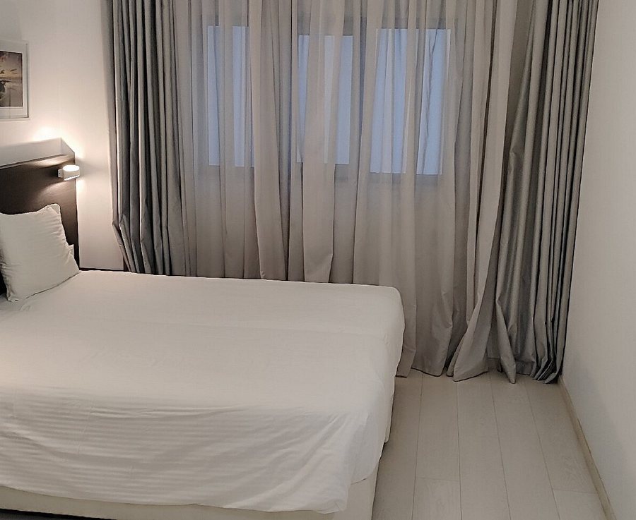 Boss Boutique Athens — Guest room