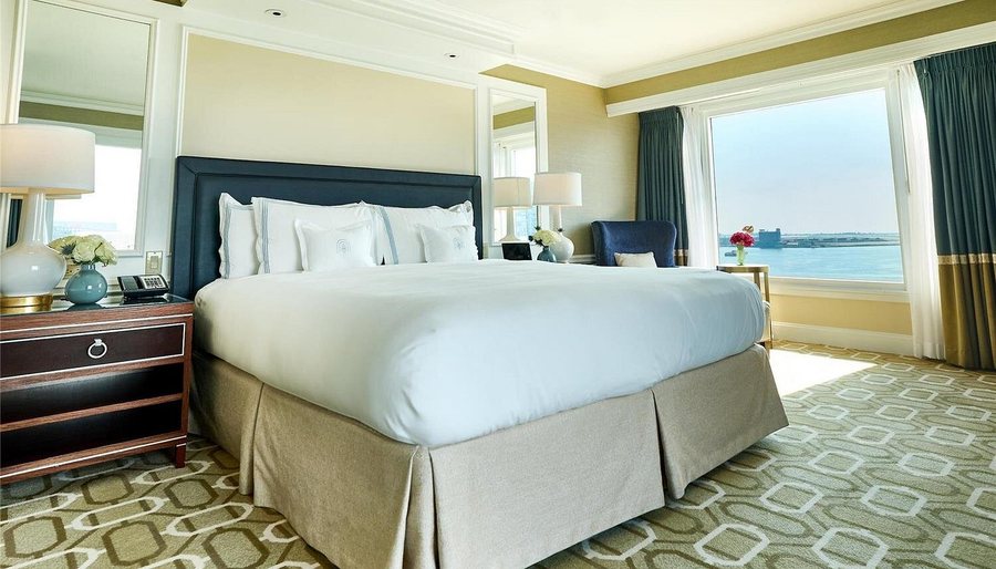 Boston Harbor Hotel — Guest room