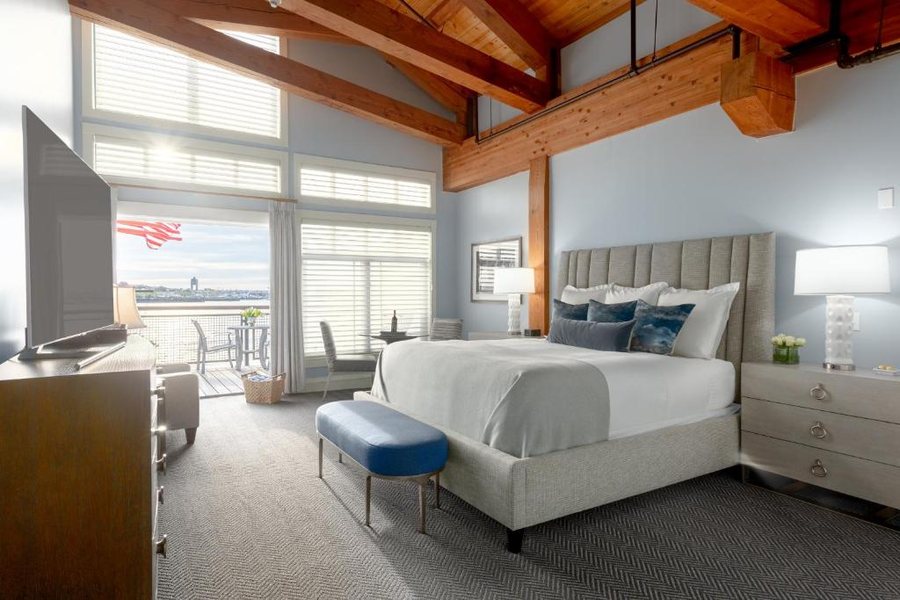 Boston Yacht Haven Inn Marina — Guest room