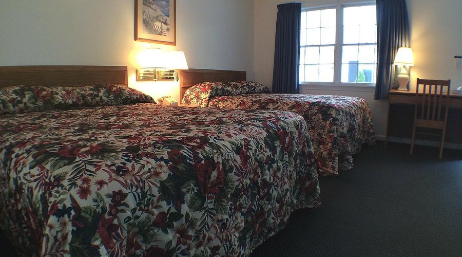 Bourne s Ocean Acres Motel — Guest room
