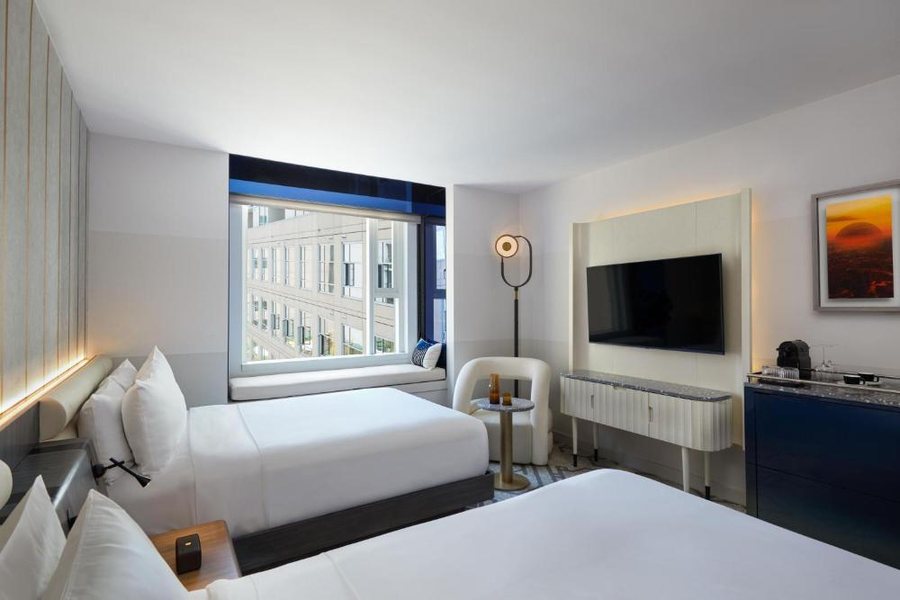 Boutique 444 Los Angeles California — Guest room