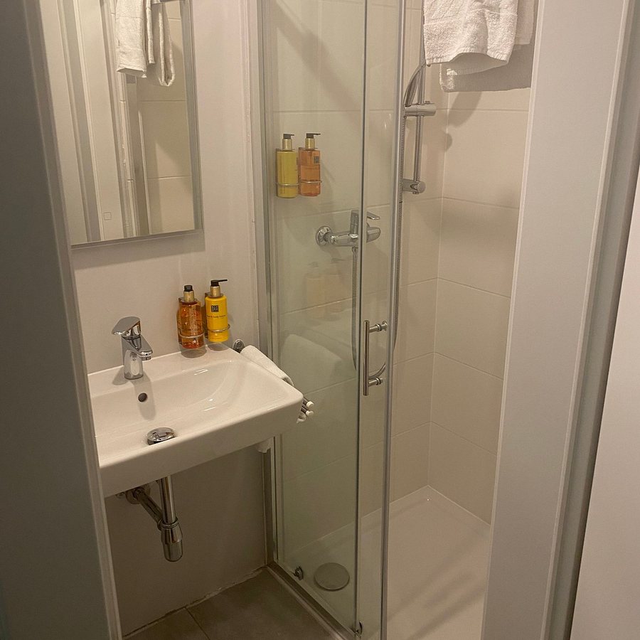 Boutique Hotel Nossek — Bathroom