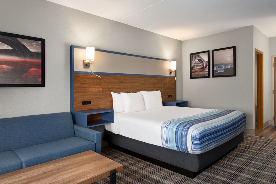 Branson RV Park — Guest room