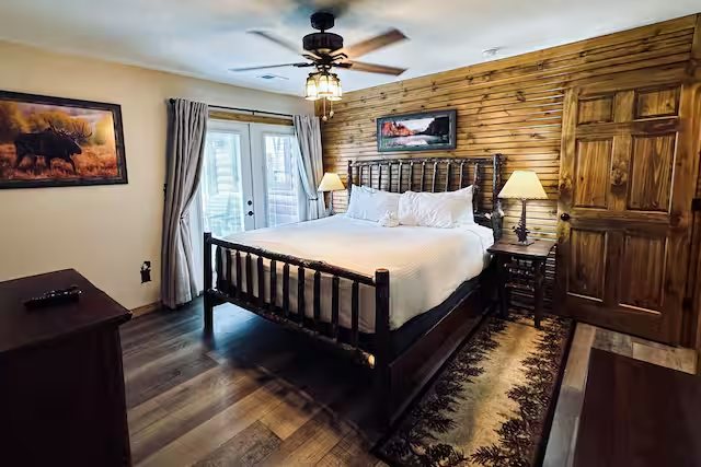 Branson View Campground — Guest room