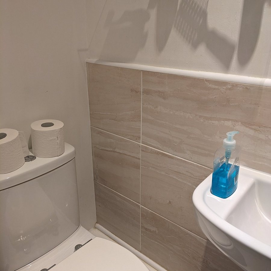 Braveheart Guesthouse — Bathroom