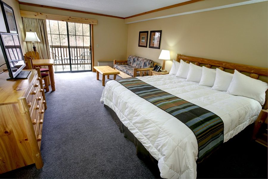 Breezy Point Resort — Guest room