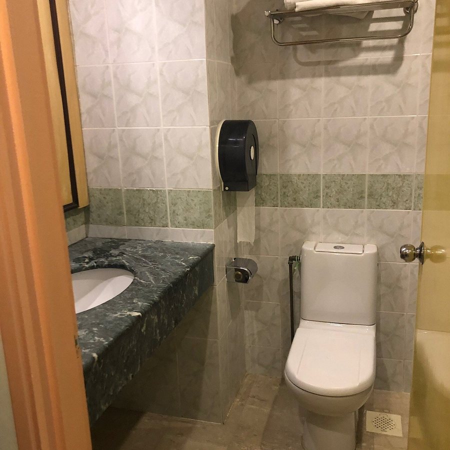 Bright Star Hotel — Bathroom