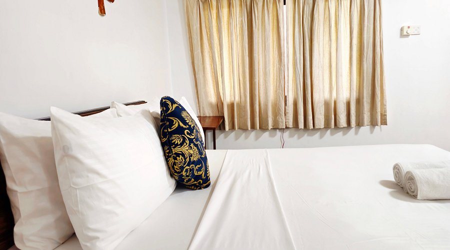Bright Sun Safari — Guest room