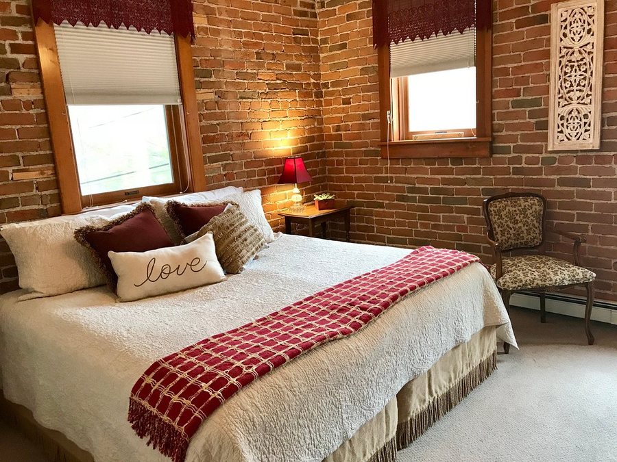 Bross Hotel Bed and Breakfast — Guest room
