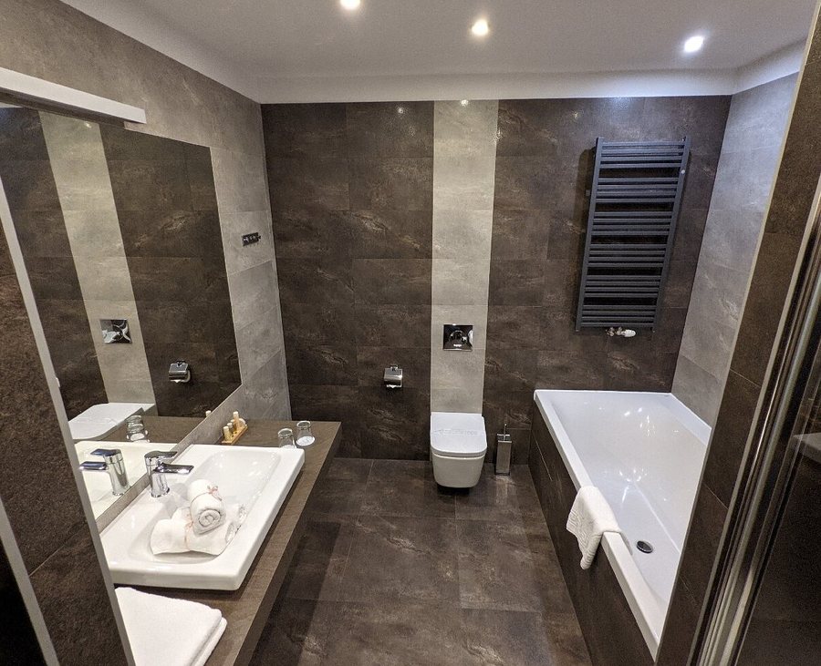 Browar Lubicz Residence — Bathroom