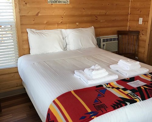Bryce Canyon RV Park Campground — Guest room