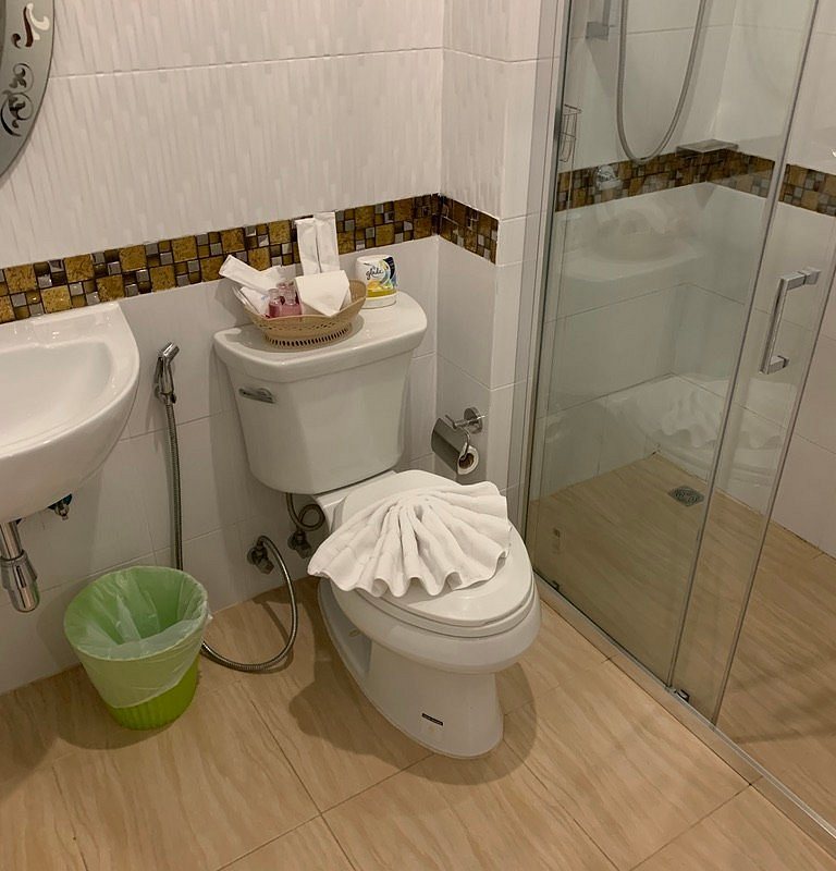 BS Airport at Phuket — Bathroom