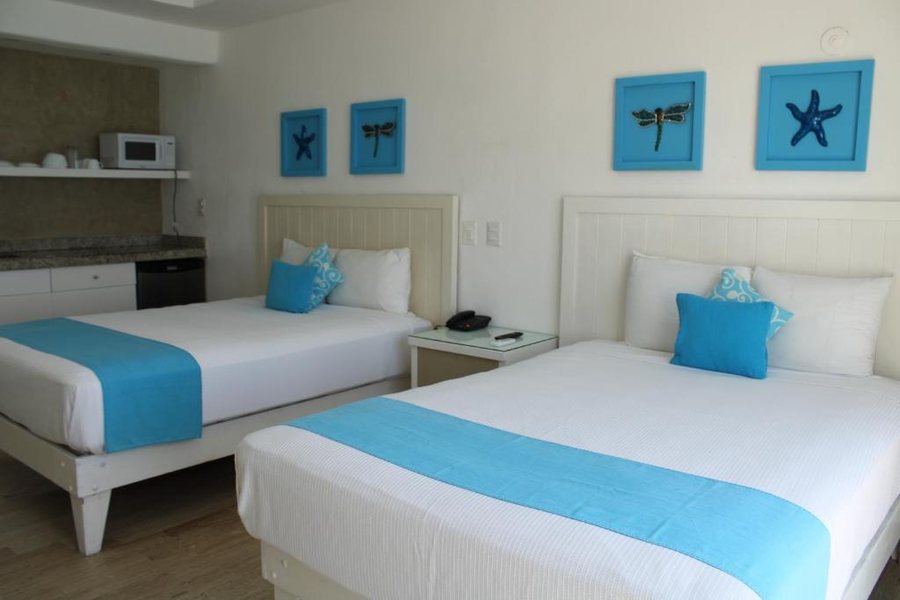 Bsea Cancun Plaza — Guest room