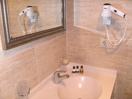 Bucoleon by Cheers Istanbul — Bathroom