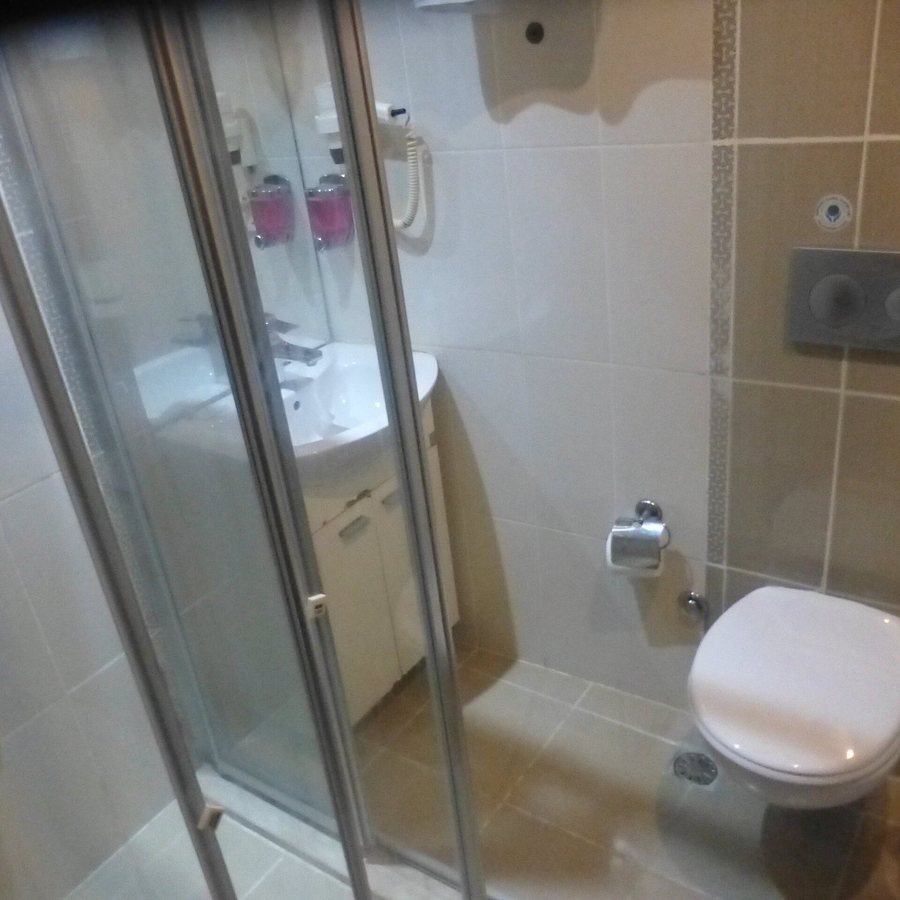 Bucoleon Hostel Istanbul — Bathroom