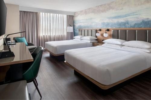 Buffalo Marriott Niagara — Guest room