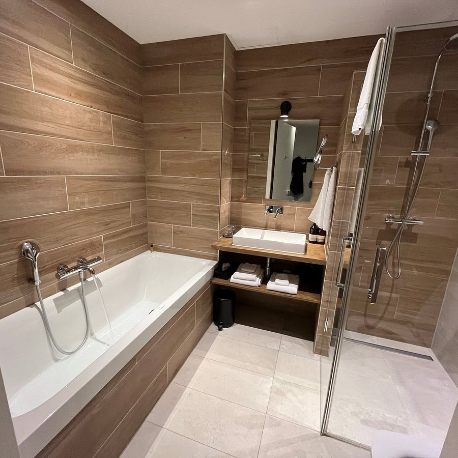 Buitenplaats Beekhuizen — Bathroom
