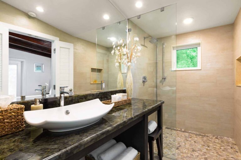 Bungalows Key Largo — Bathroom