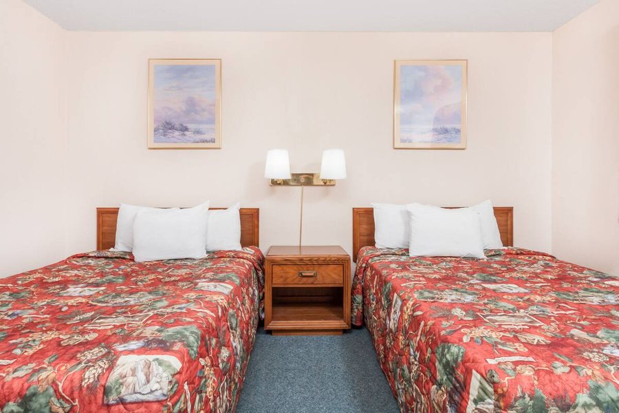 Burns RV Park — Guest room