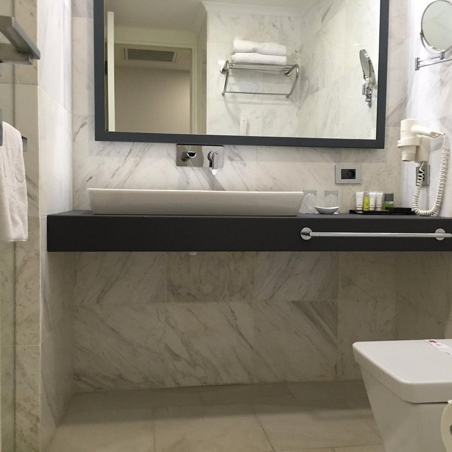 Business Life Boutique Hotel Istanbul — Bathroom
