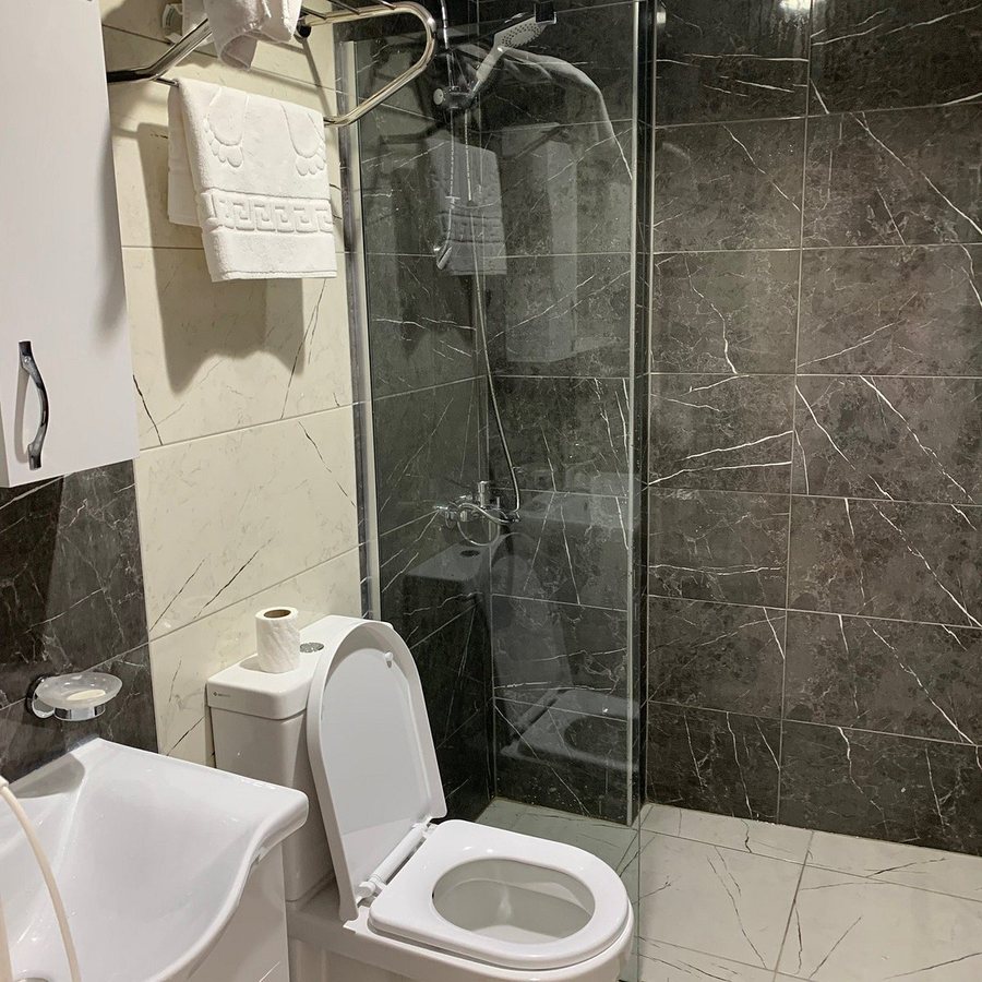 By Murat Royal Hotels Istanbul — Bathroom