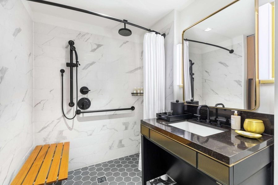 C Baldwin Curio Collection by Hilton — Bathroom